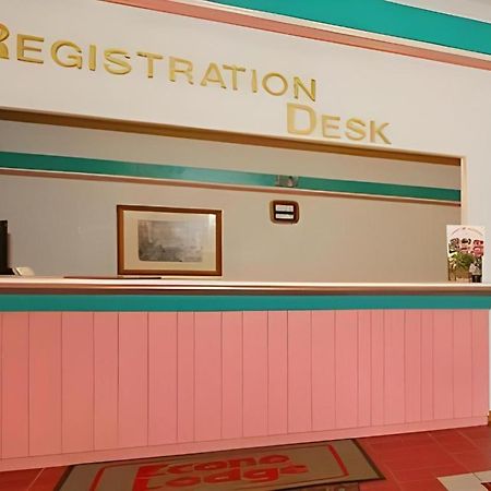 Econo Lodge Lakeshore Manistique Zewnętrze zdjęcie