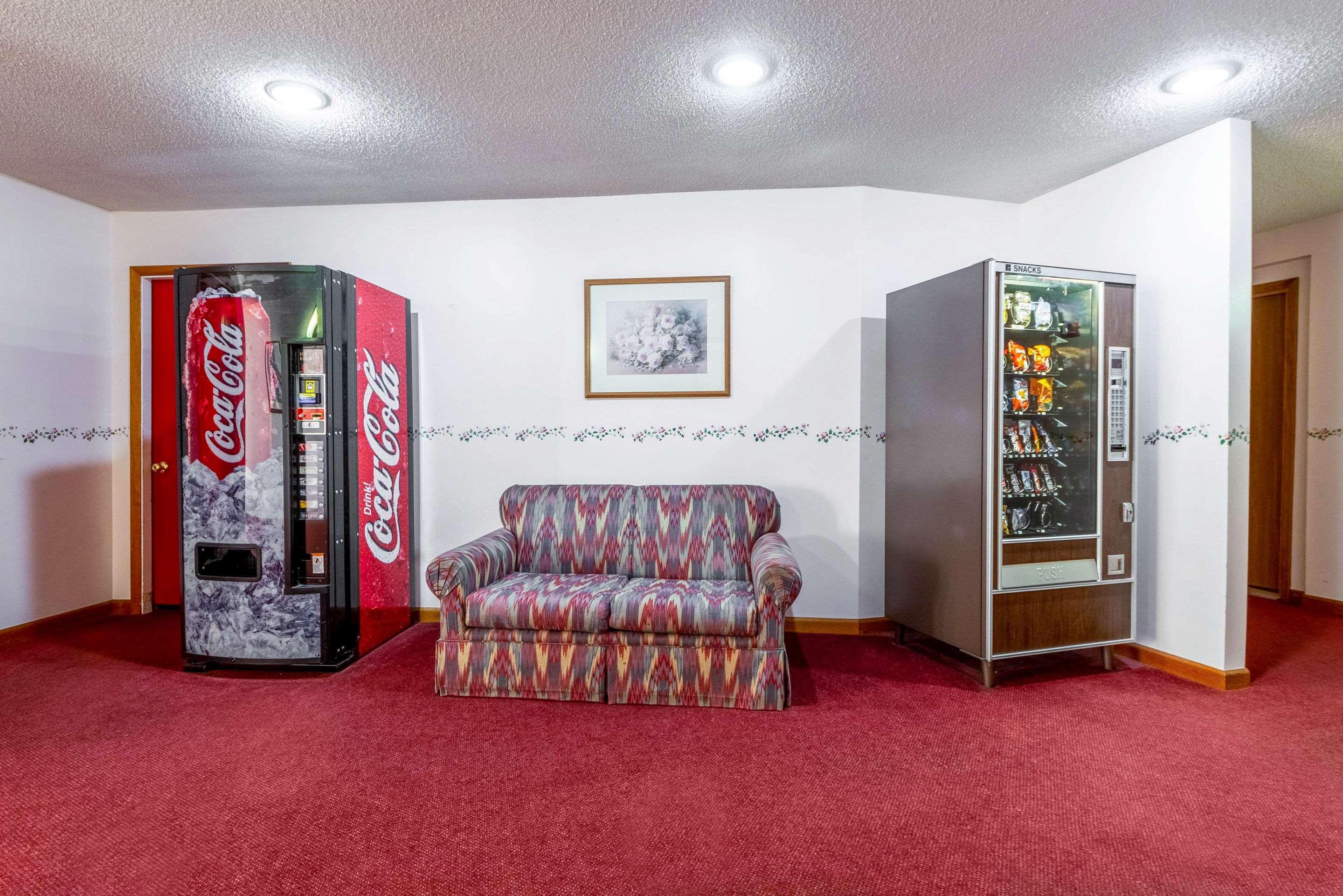 Econo Lodge Lakeshore Manistique Zewnętrze zdjęcie