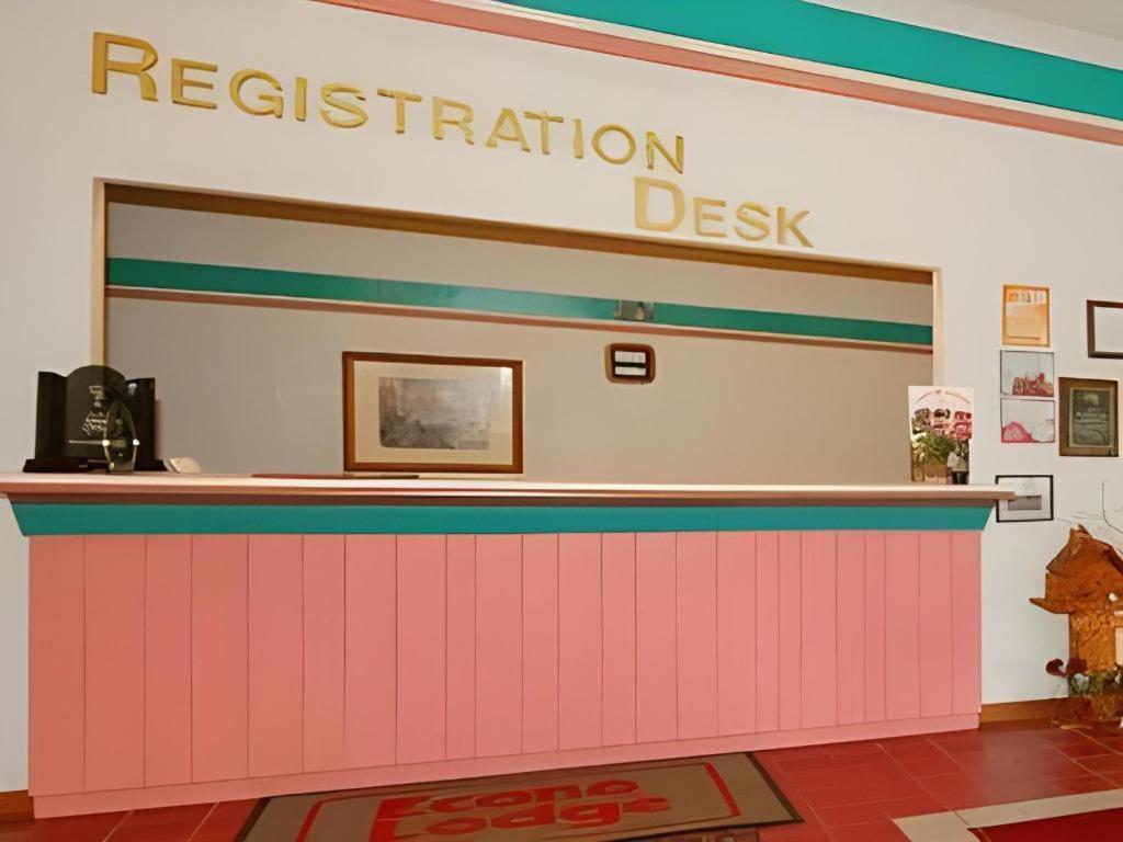 Econo Lodge Lakeshore Manistique Zewnętrze zdjęcie