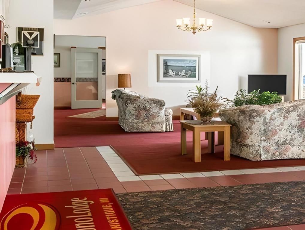 Econo Lodge Lakeshore Manistique Zewnętrze zdjęcie